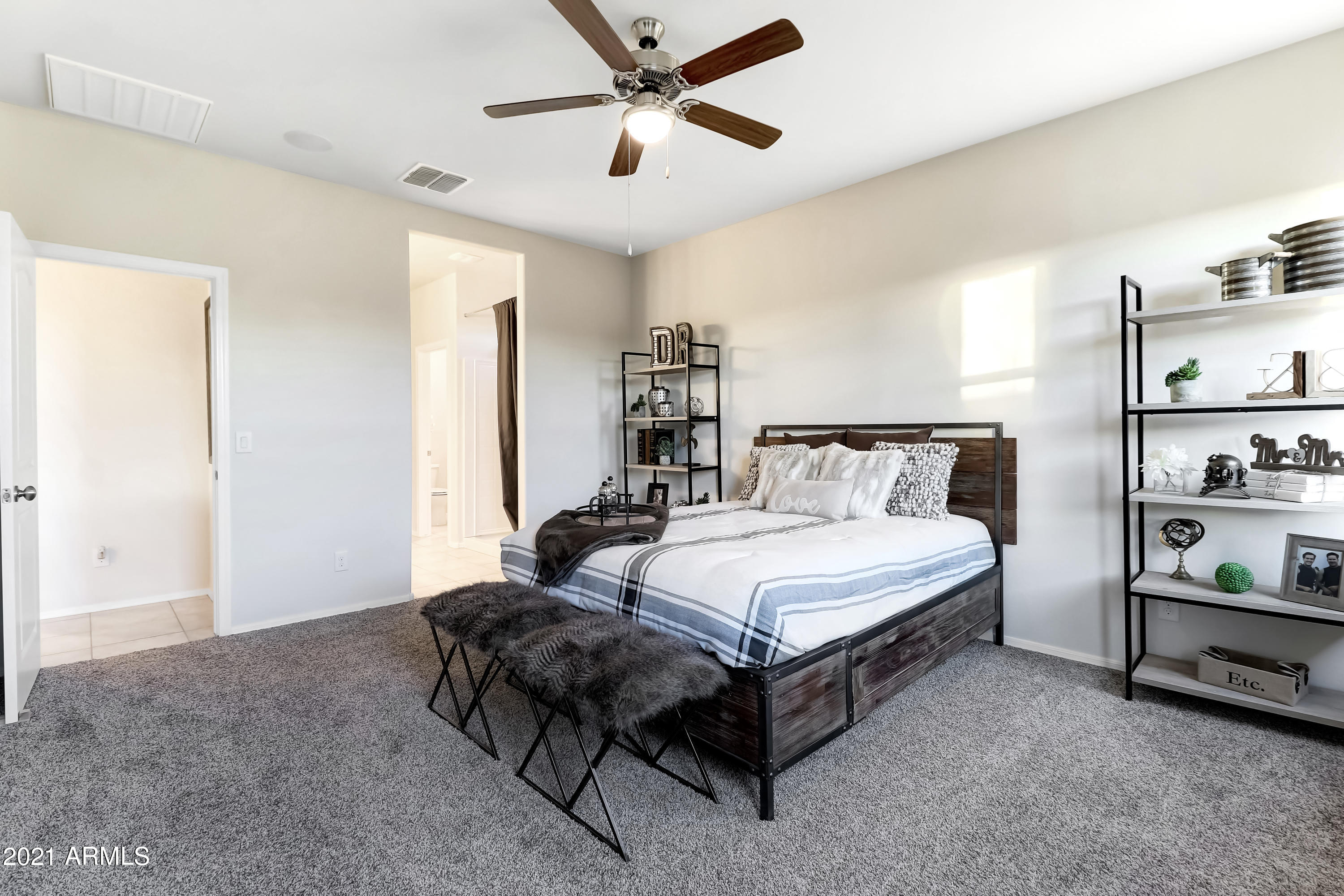 9506 Tangerine Road Florence, AZ 85132 - Photo 6 of 10 aster primary suite