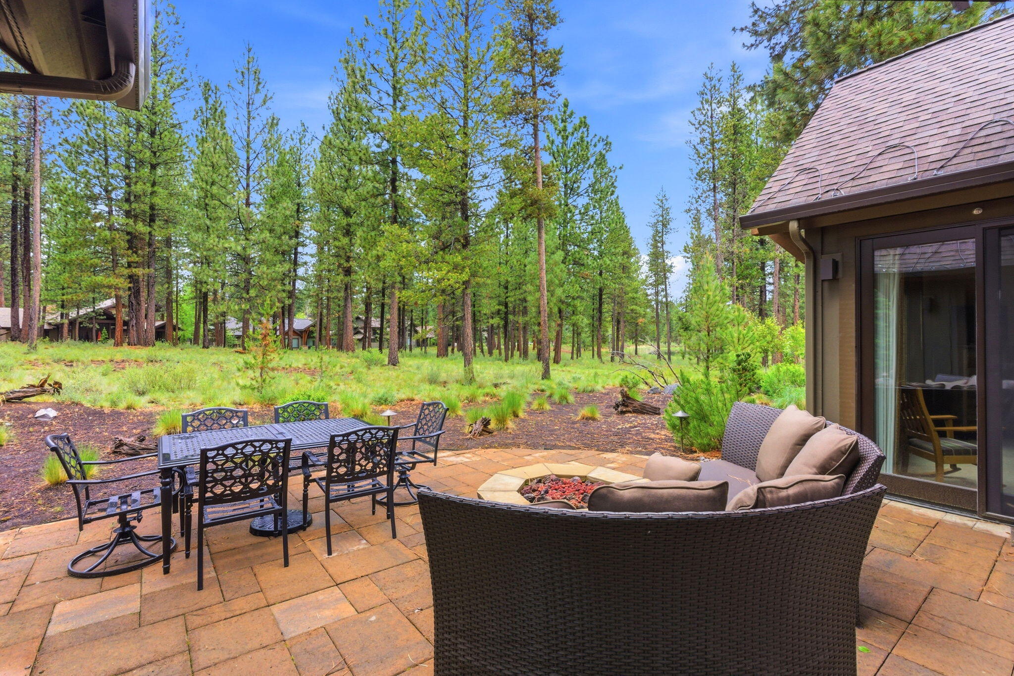 56346 Fireglass Loop Bend, OR 97707 - Photo 42 of 52 49-web-or-mls-Riley_Visuals_049