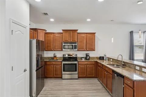$664,900 | 1430 Moon Valley Drive, Davenport, FL 33896