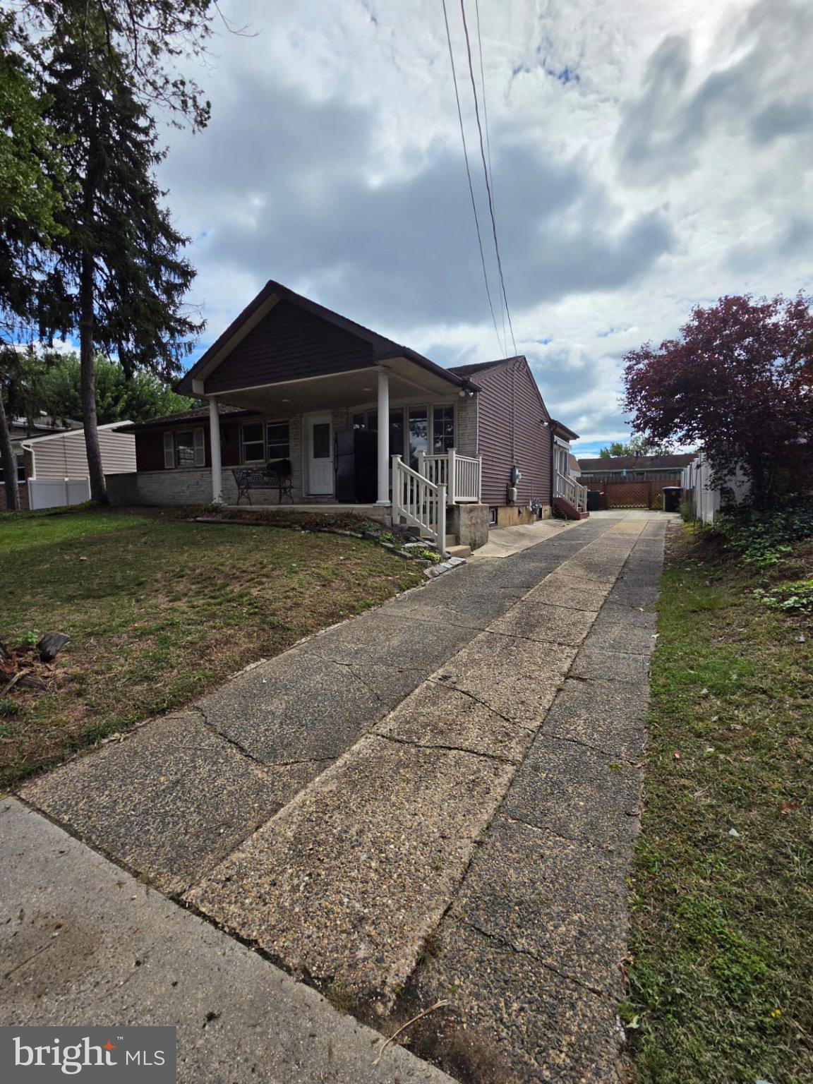 1227 Clements Bridge Road Woodbury, NJ 08096 - Photo 2 of 22 Gallery Image 2