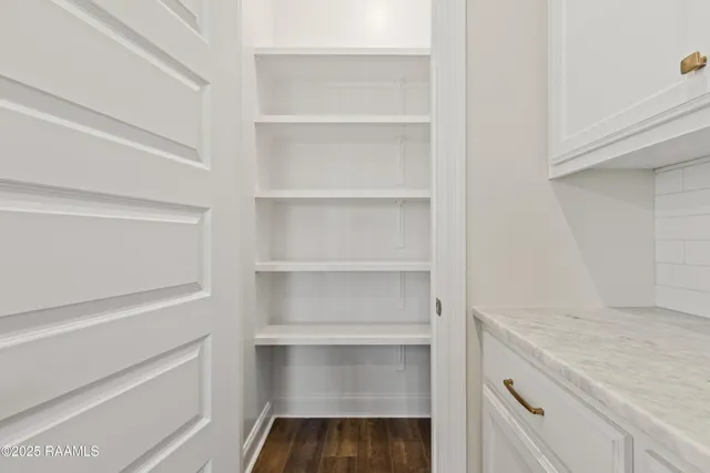 $356,900 | 408 Flores Court, Lafayette, LA 70507