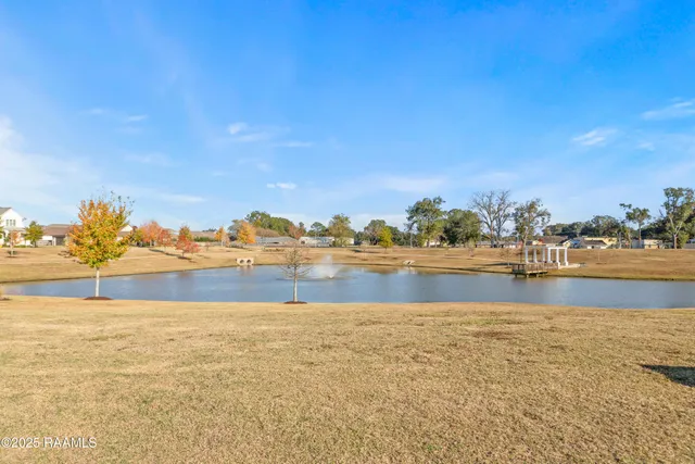 $356,900 | 408 Flores Court, Lafayette, LA 70507
