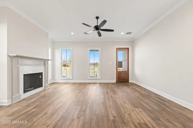 $356,900 | 408 Flores Court, Lafayette, LA 70507