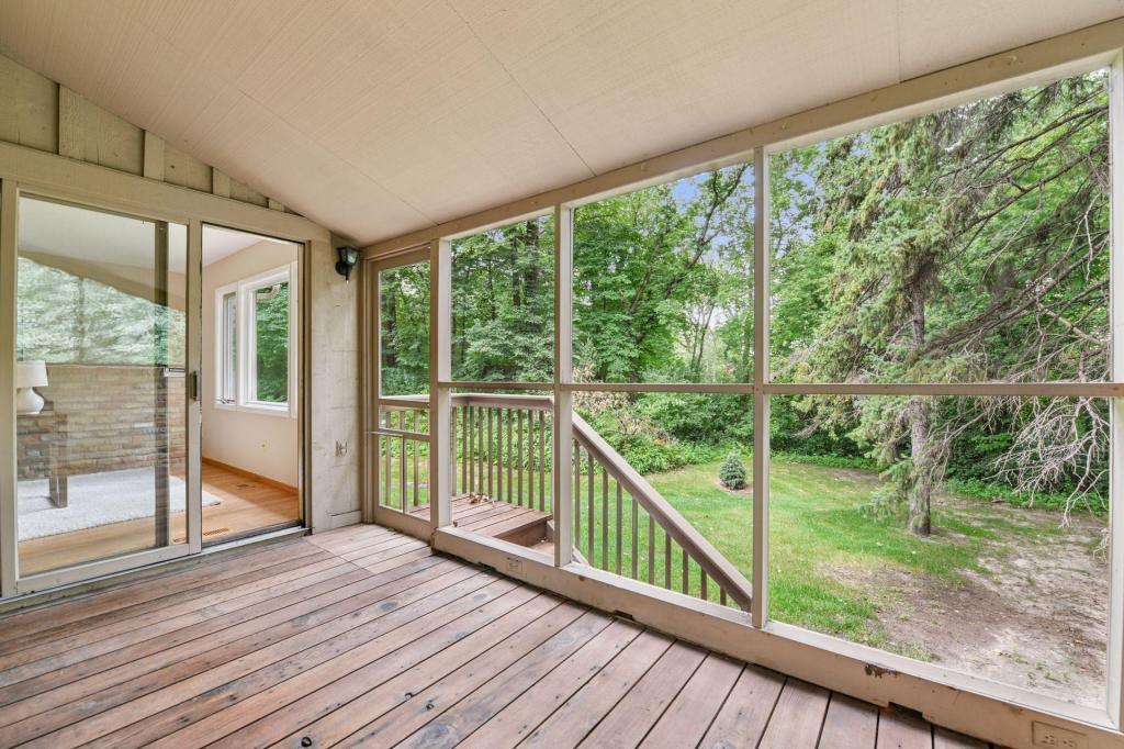 5700 Duncan Lane Edina, MN 55436 - Photo 24 of 50