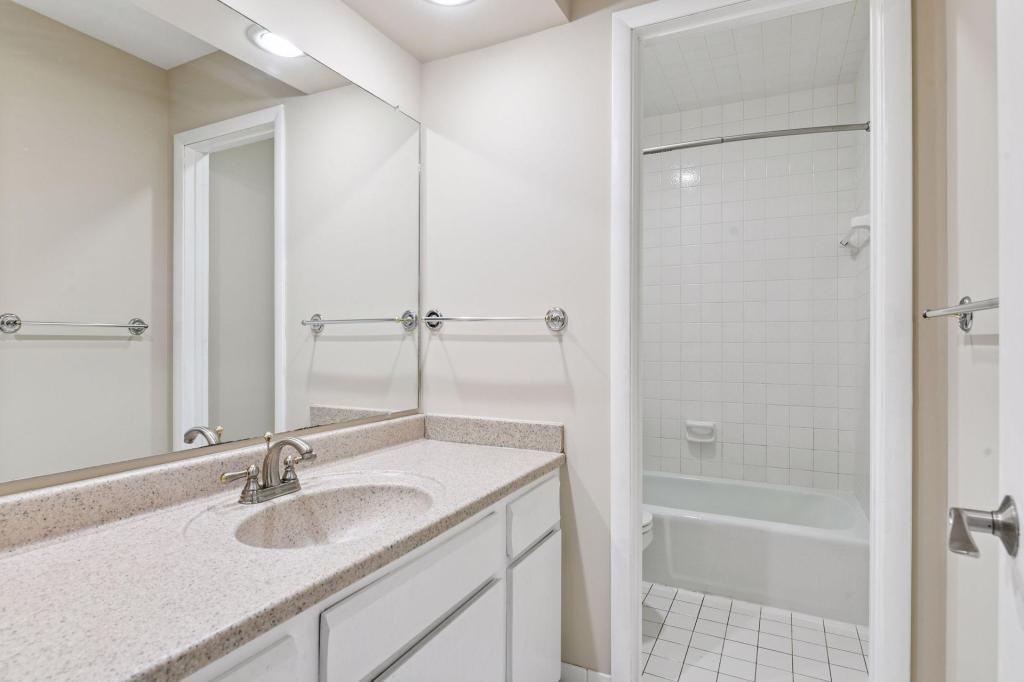 5700 Duncan Lane Edina, MN 55436 - Photo 26 of 50