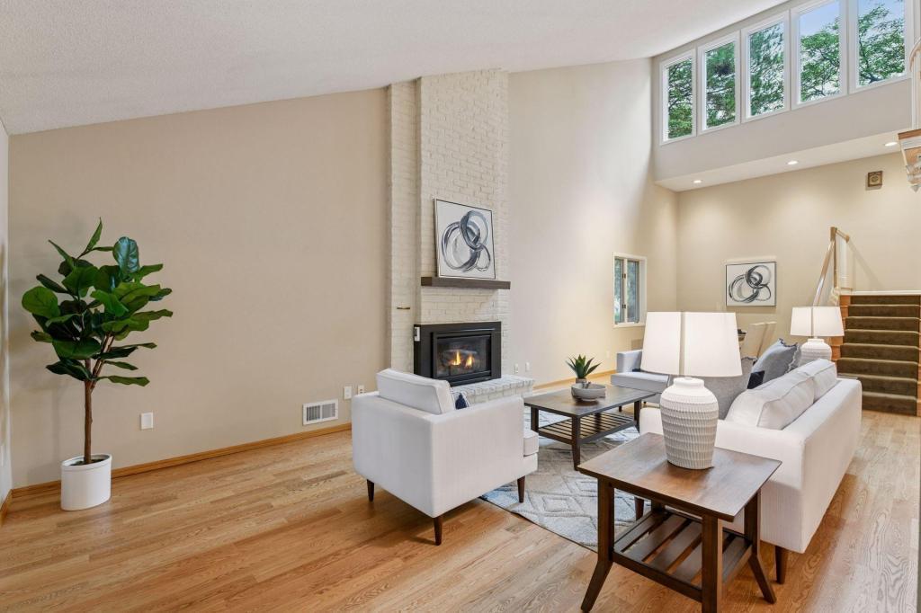 5700 Duncan Lane Edina, MN 55436 - Photo 4 of 50