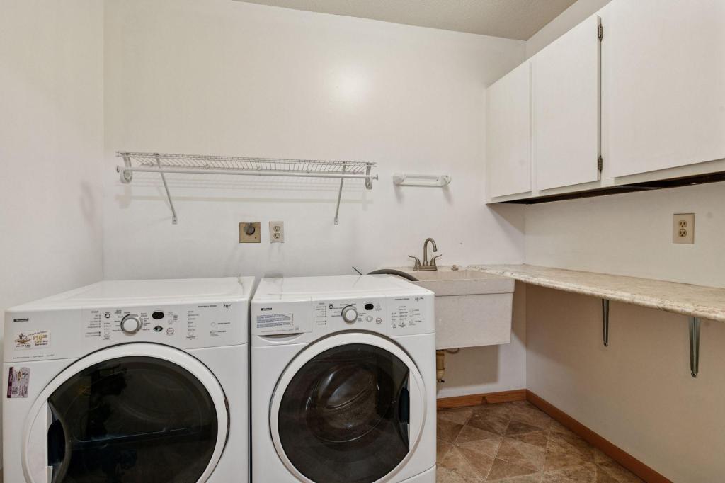 5700 Duncan Lane Edina, MN 55436 - Photo 43 of 50