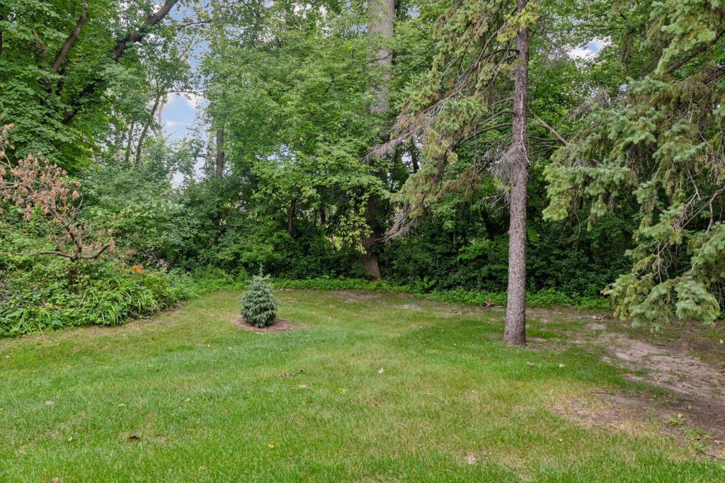 5700 Duncan Lane Edina, MN 55436 - Photo 47 of 50