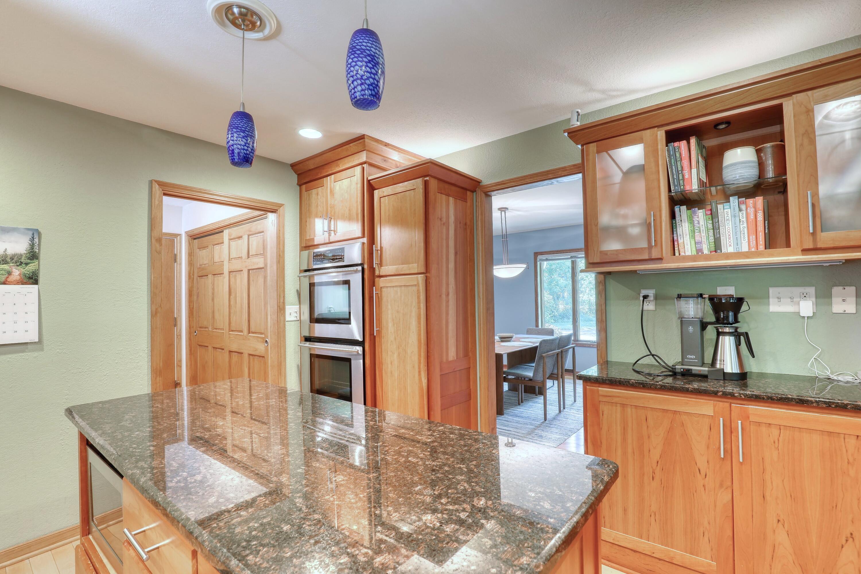 1248 North Lost Woods Road Summit, WI 53066 - Photo 10 of 62 Kitchen