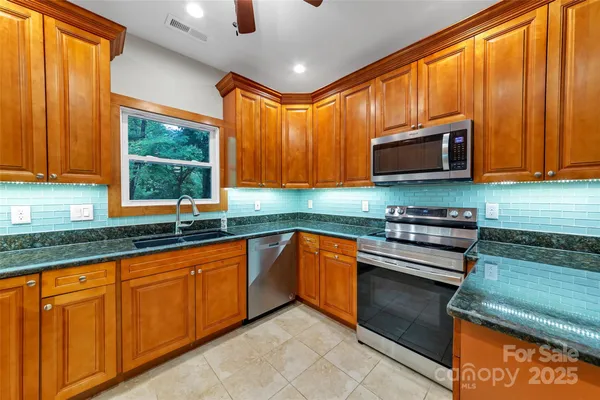 $395,000 | 220 Rainbow Terrace, Black Mountain, NC 28711