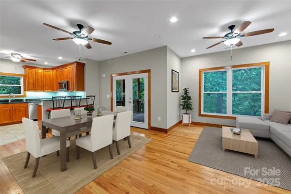 $395,000 | 220 Rainbow Terrace, Black Mountain, NC 28711