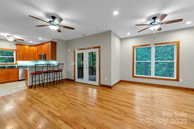 $415,000 | 220 Rainbow Terrace, Black Mountain, NC 28711