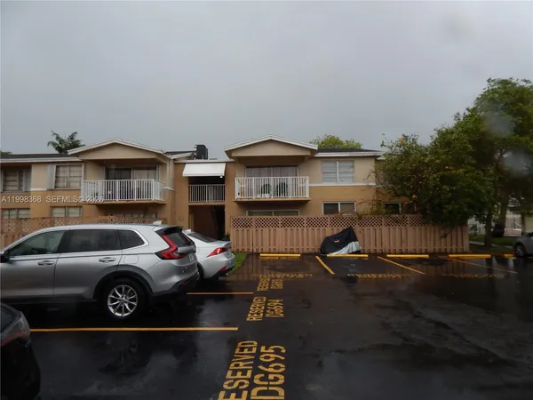 $299,000 | 4200 Northwest 79th Avenue, Unit 2A, Doral, FL 33166