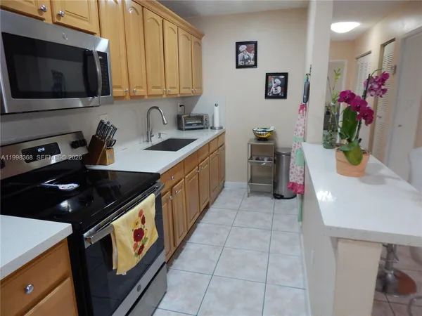 $299,000 | 4200 Northwest 79th Avenue, Unit 2A, Doral, FL 33166