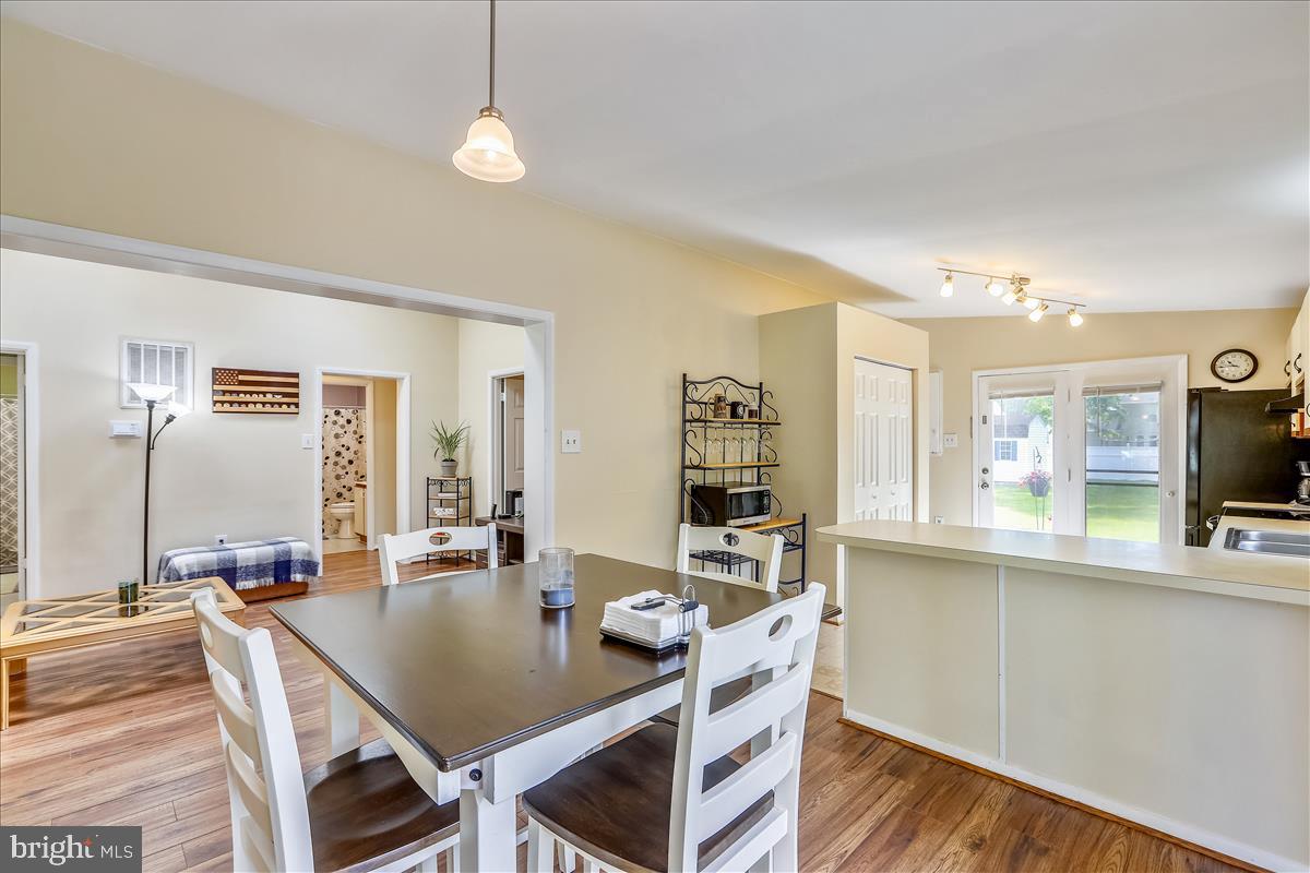 628 Old Love Point Road Stevensville, MD 21666 - Photo 11 of 55 Dining Area