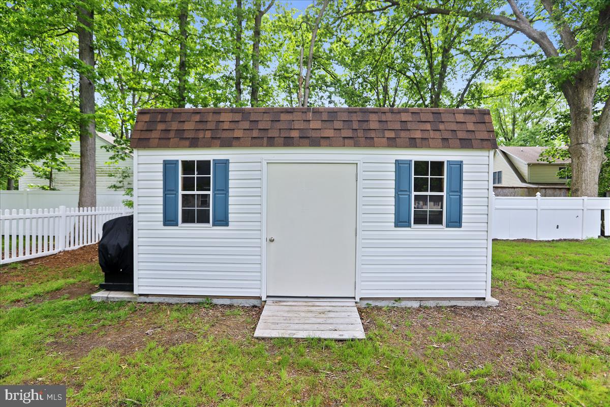 628 Old Love Point Road Stevensville, MD 21666 - Photo 38 of 55 Shed