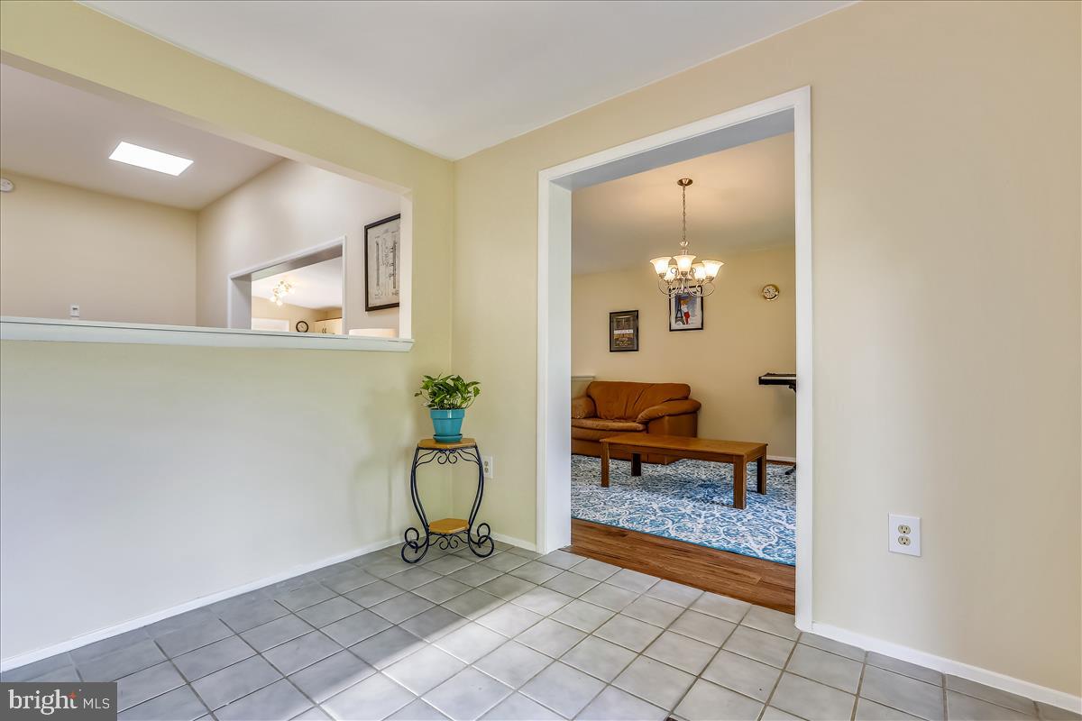 628 Old Love Point Road Stevensville, MD 21666 - Photo 6 of 55 Foyer