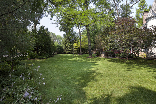 1924 Glen Oak Drive Glenview, IL 60025 - Photo 21 of 25