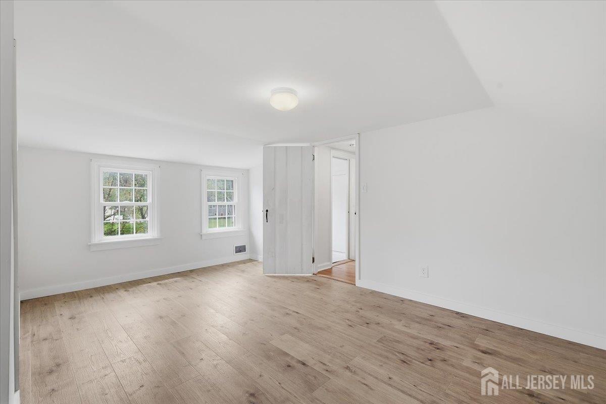 147 Main Street Lebanon, NJ 08833 - Photo 16 of 32