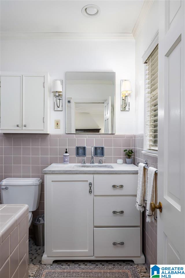 704 Warwick Road Birmingham, AL 35209 - Photo 27 of 37