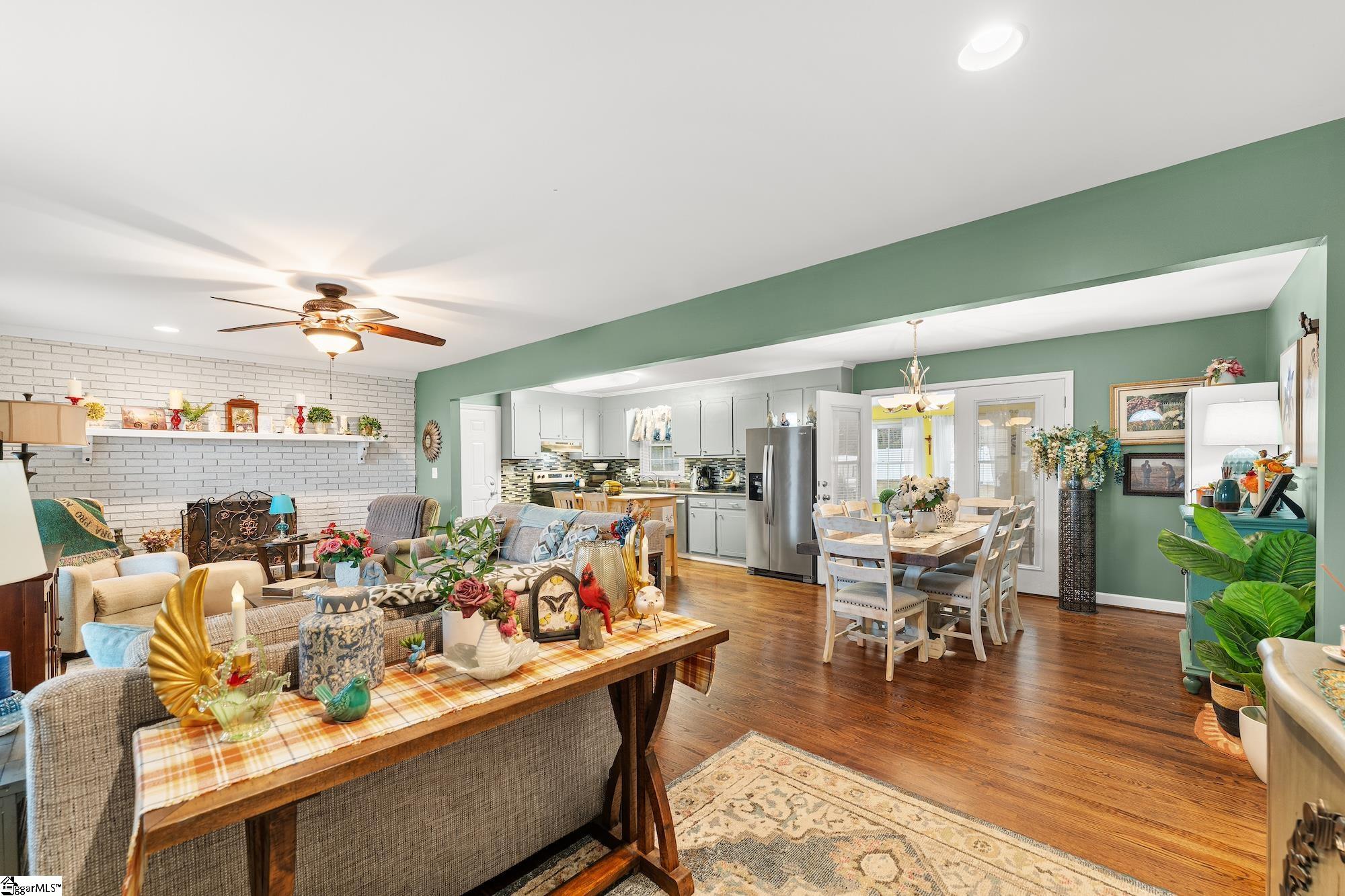 502 Rampey Street Easley, SC 29640 - Photo 4 of 25