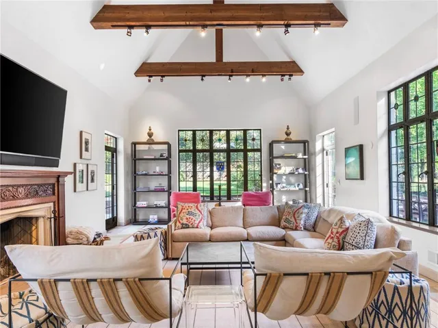 $2,950,000 | 1220 West 64th Street, Kansas City, MO 64113