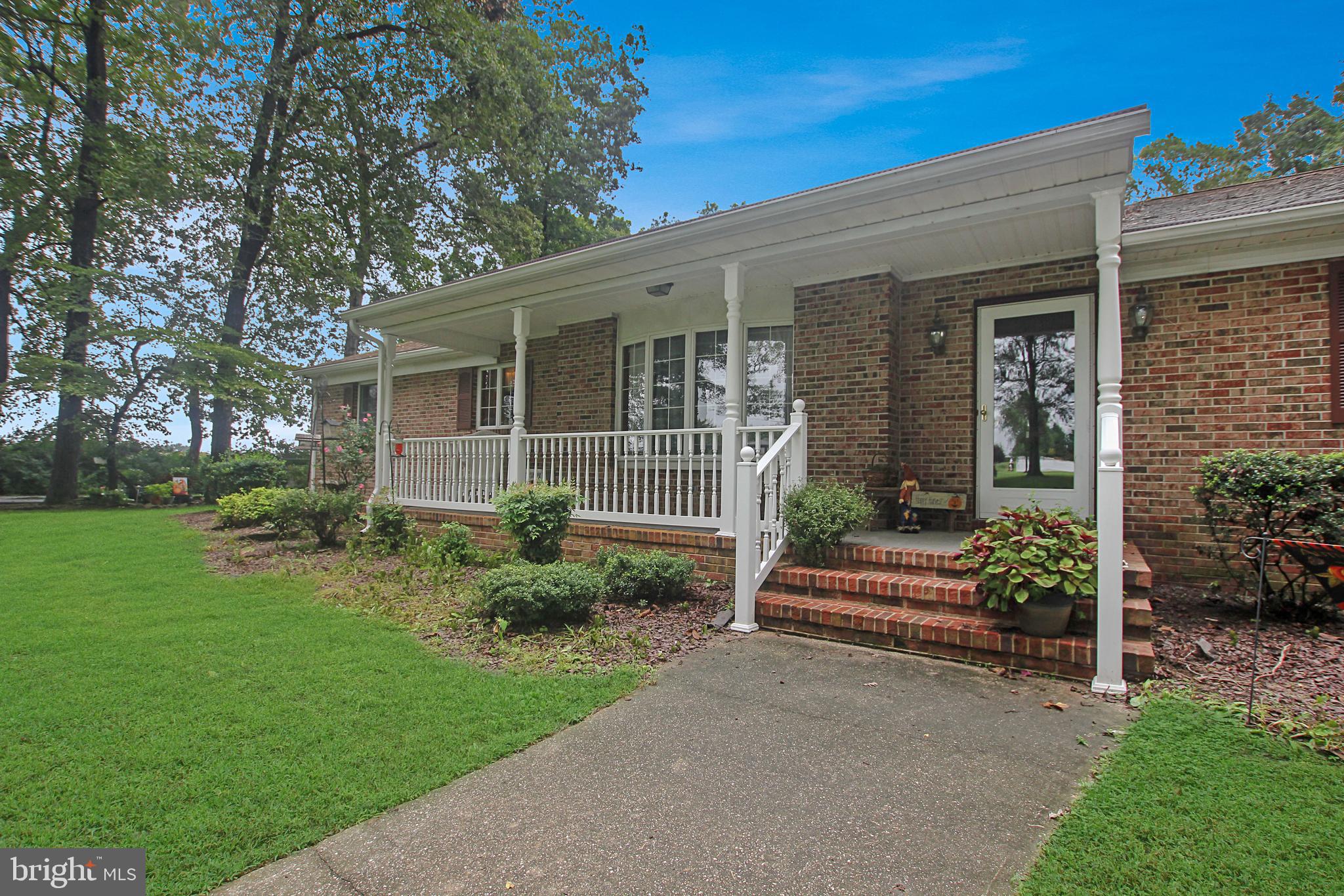 6343 Cedar Neck Road Milford, DE 19963 - Photo 2 of 32 Front Porch