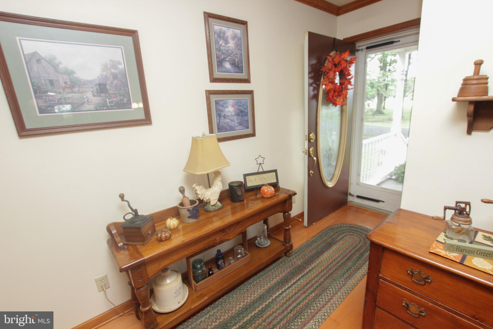 6343 Cedar Neck Road Milford, DE 19963 - Photo 3 of 32 Foyer