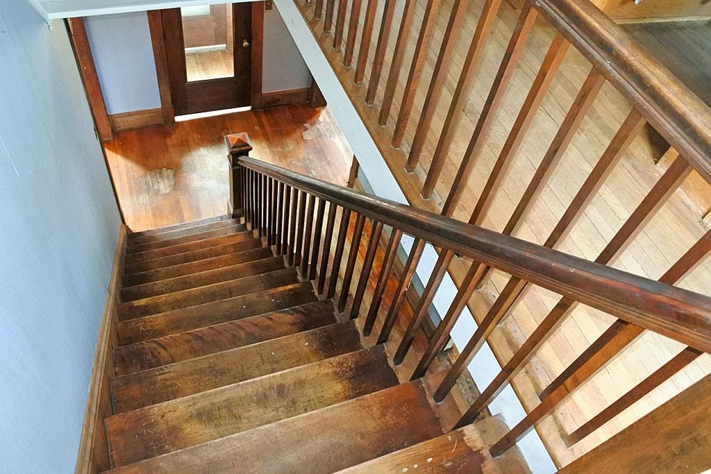 168 Grove Street Rutland, VT 05701 - Photo 3 of 25