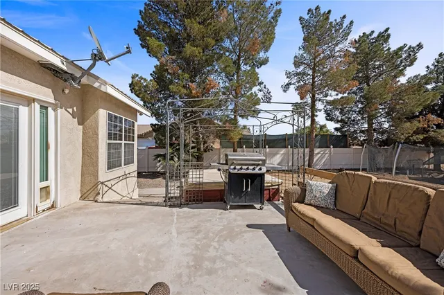 $455,000 | 1951 Jim Haworth Court, Logandale, NV 89021