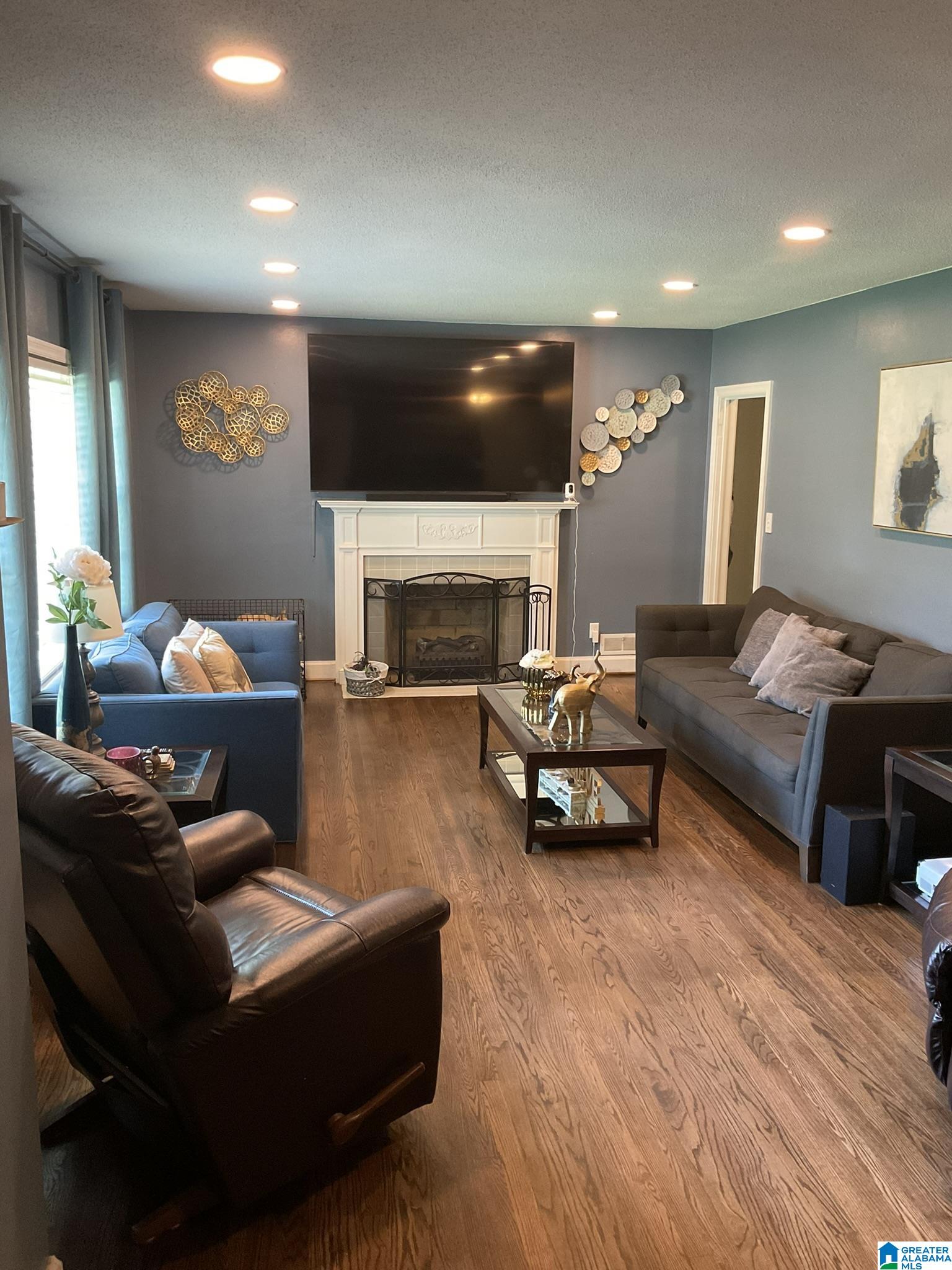 812 Martinwood Road Birmingham, AL 35235 - Photo 5 of 33