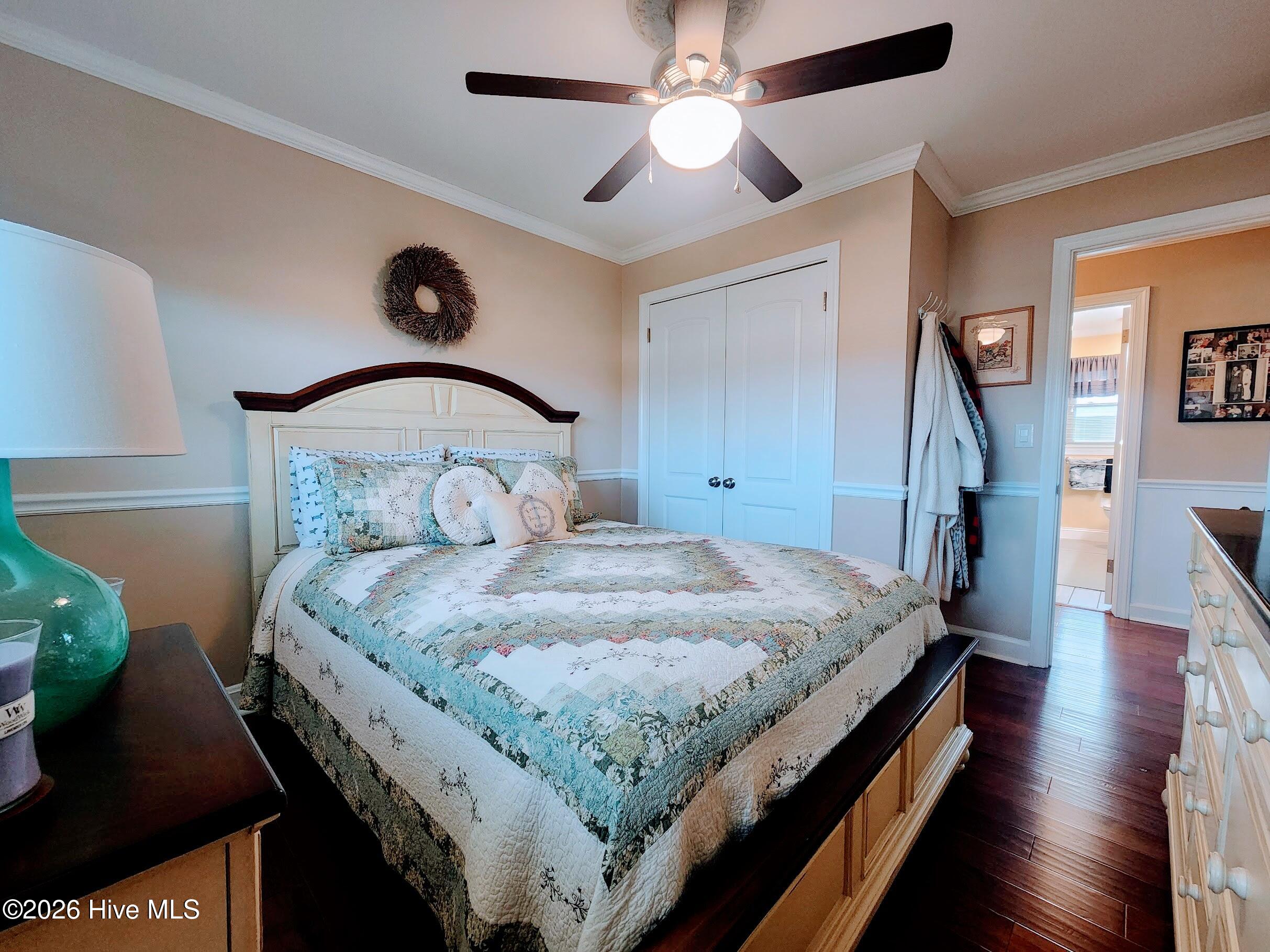 222 Orange Street Kinston, NC 28504 - Photo 11 of 28 Guest Bedroom Hallway