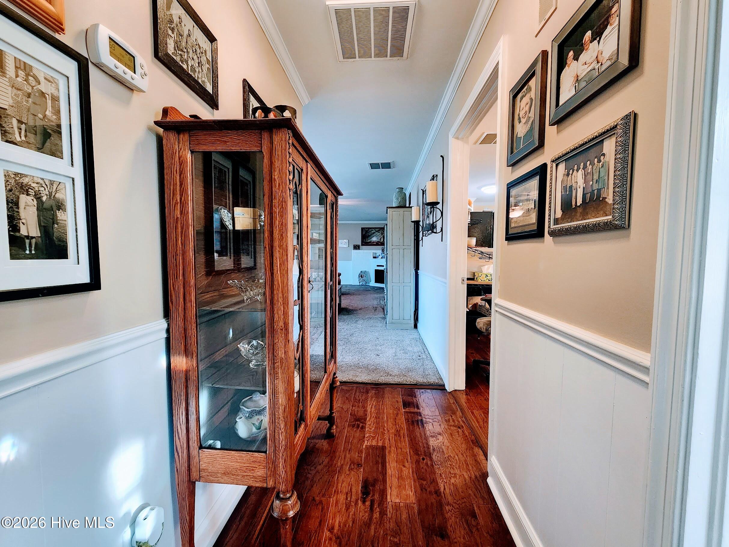 222 Orange Street Kinston, NC 28504 - Photo 17 of 28 Hallway