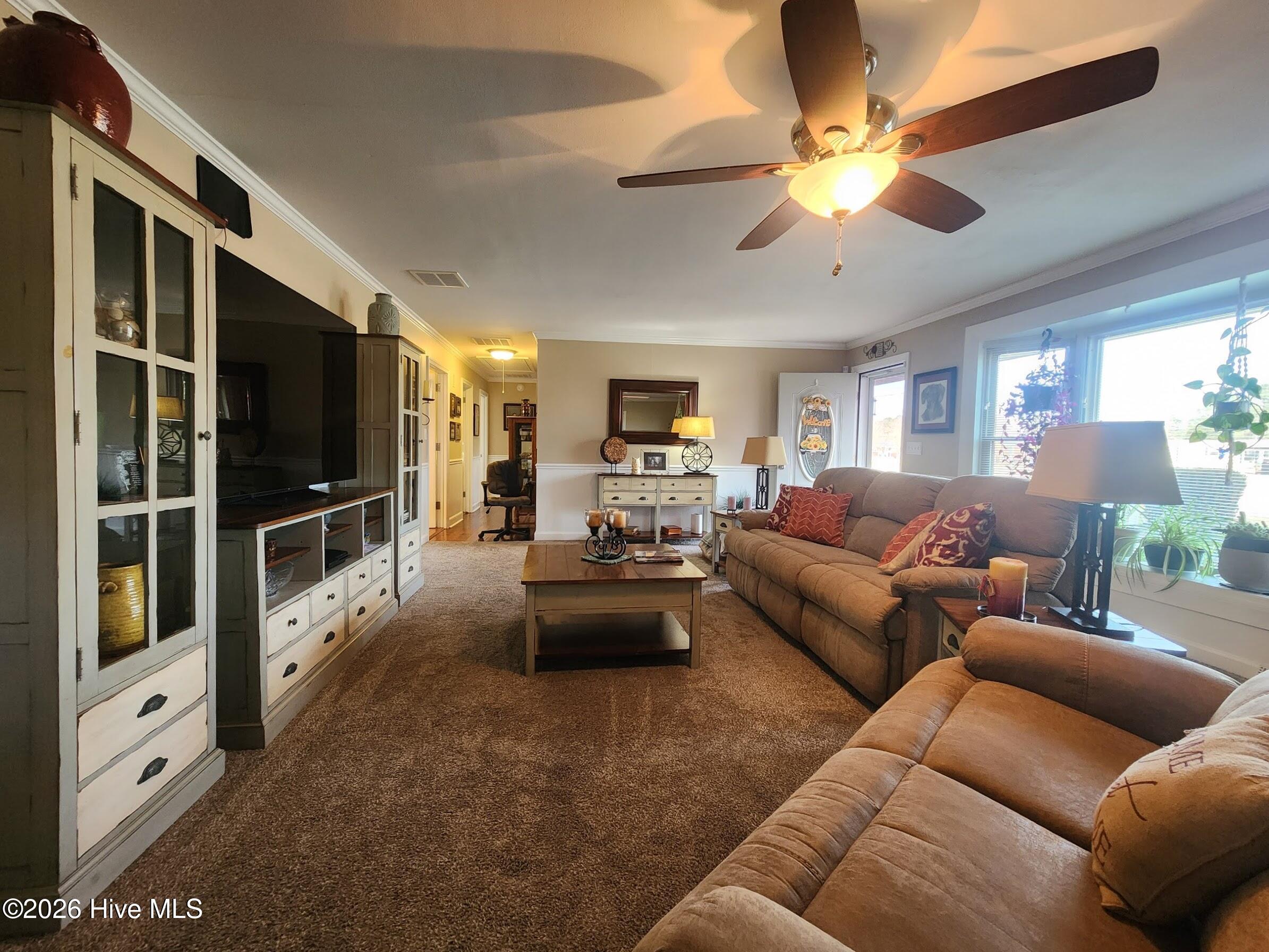 222 Orange Street Kinston, NC 28504 - Photo 6 of 28 Family Room