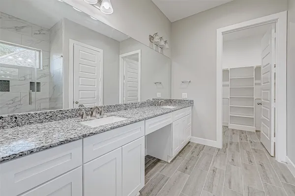 $2,400 | 3639 Needville Avenue, Needville, TX 77461