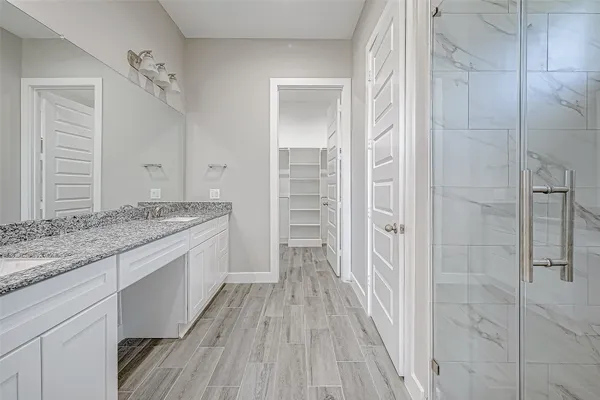 $2,400 | 3639 Needville Avenue, Needville, TX 77461