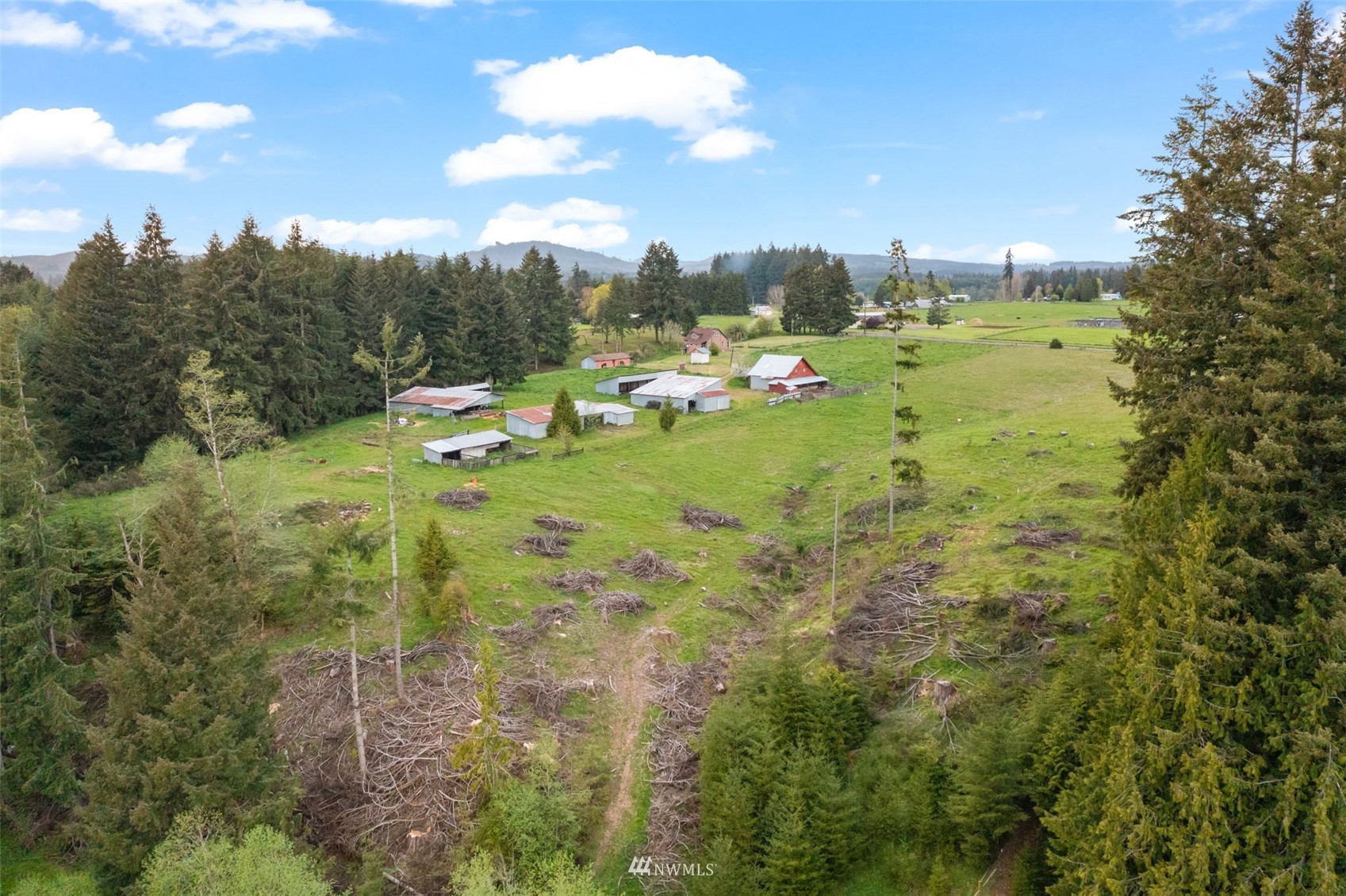104 Reinseth Road Winlock, WA 98596 - Photo 33 of 35 a view of a city