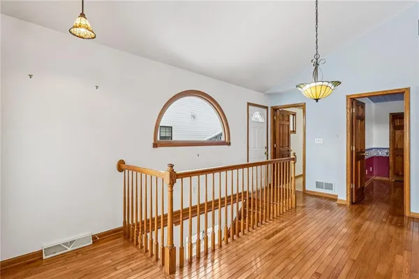 $265,000 | 212 Pine Street, Zelienople, PA 16063