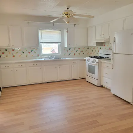 $169,000 | 120 4th Avenue Northeast, Waseca, MN 56093