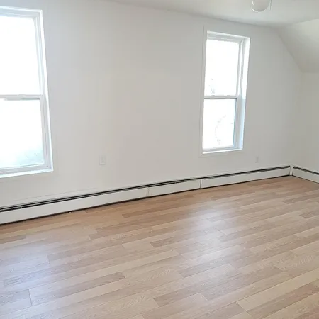 $169,000 | 120 4th Avenue Northeast, Waseca, MN 56093