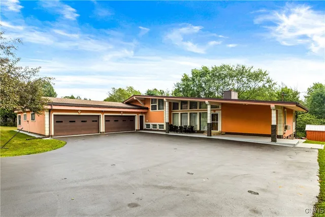 $575,000 | 10494 Miller Road, Deerfield, NY 13502