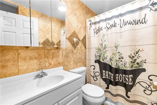 $575,000 | 10494 Miller Road, Deerfield, NY 13502