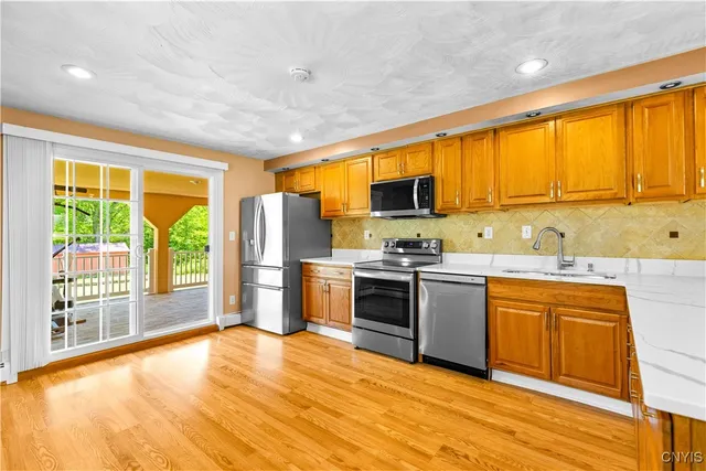 $575,000 | 10494 Miller Road, Deerfield, NY 13502