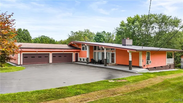 $575,000 | 10494 Miller Road, Deerfield, NY 13502