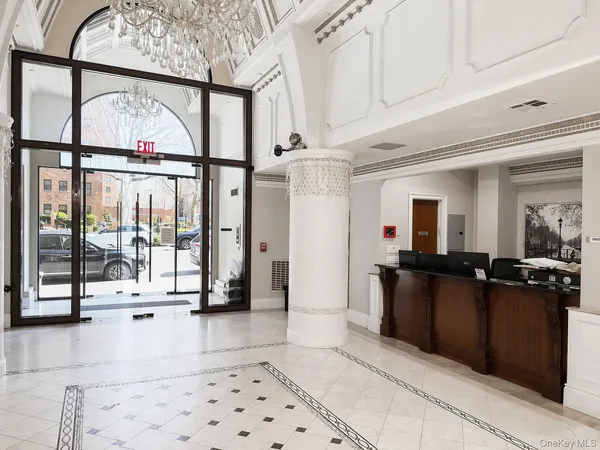 $849,000 | 63-36 99th Street, Unit 4H | Rego Park