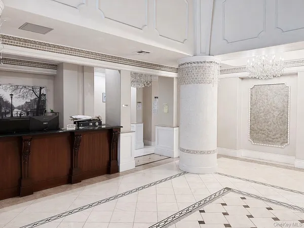 $849,000 | 63-36 99th Street, Unit 4H | Rego Park