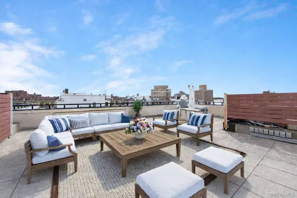 $849,000 | 63-36 99th Street, Unit 4H | Rego Park