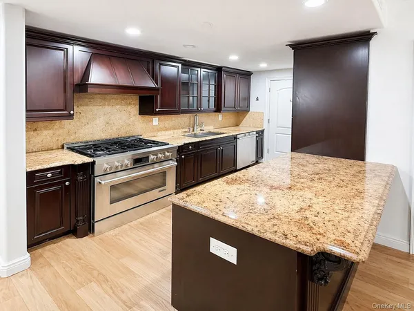 $849,000 | 63-36 99th Street, Unit 4H | Rego Park