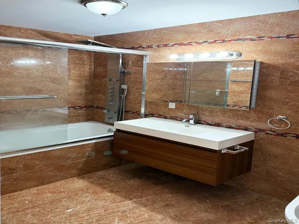 $849,000 | 63-36 99th Street, Unit 4H | Rego Park