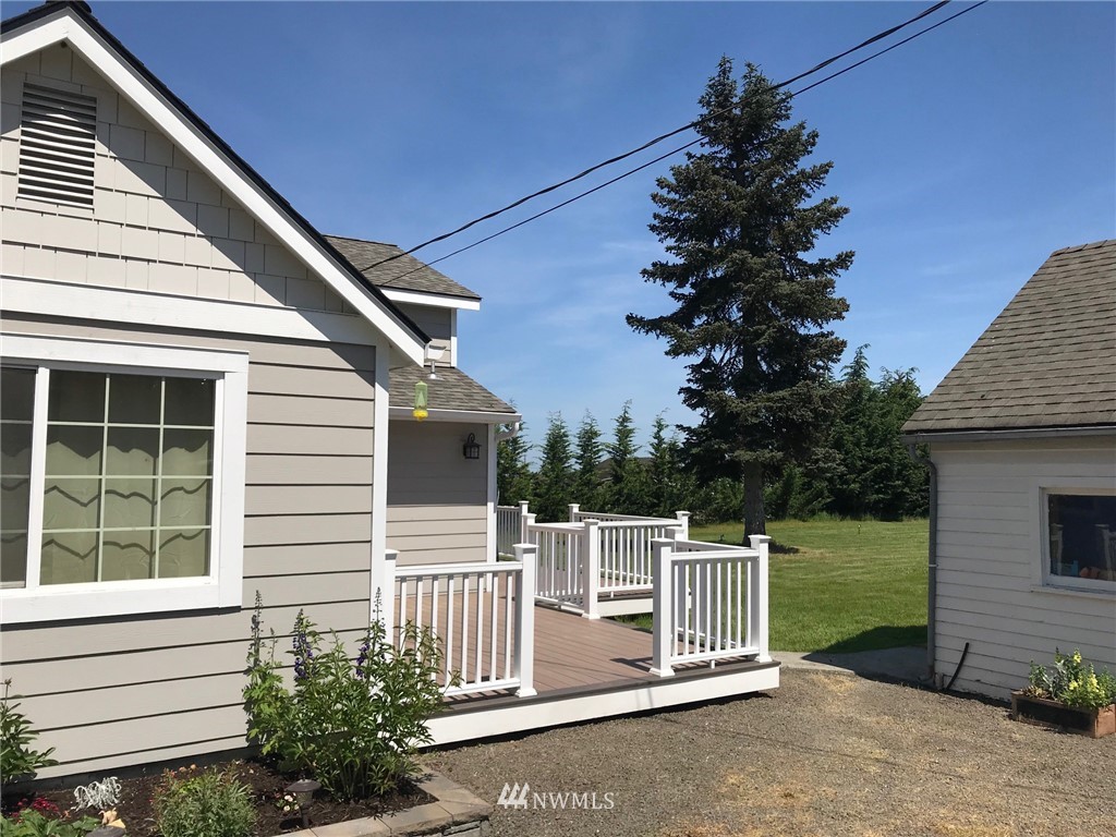 773 River Road Sequim, WA 98382 - Photo 3 of 25 Gallery Image 3